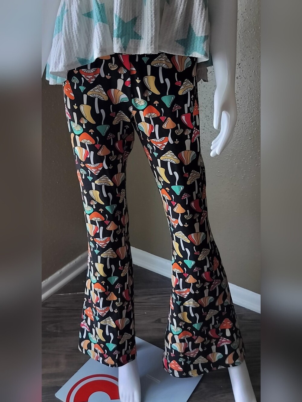 EARTHBOUND Black Mushroom Print Flare Pants Sz M